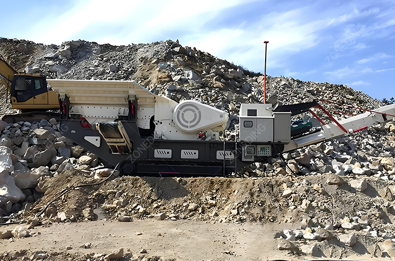 Crawler jaw crusher customer site