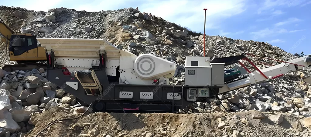 Crawler jaw crusher working in a quarry
