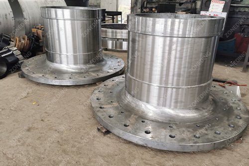 محور طاحونة الكرات