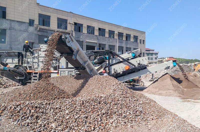 Mobile construction waste 