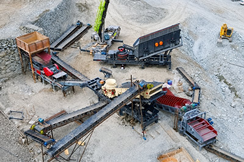 Mobile Jaw Crusher + Cone Crusher + Sand Making Machine