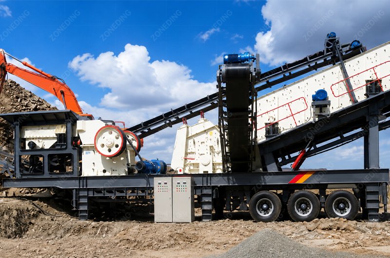 Wheeled jaw and impact plant for a limestone quarry